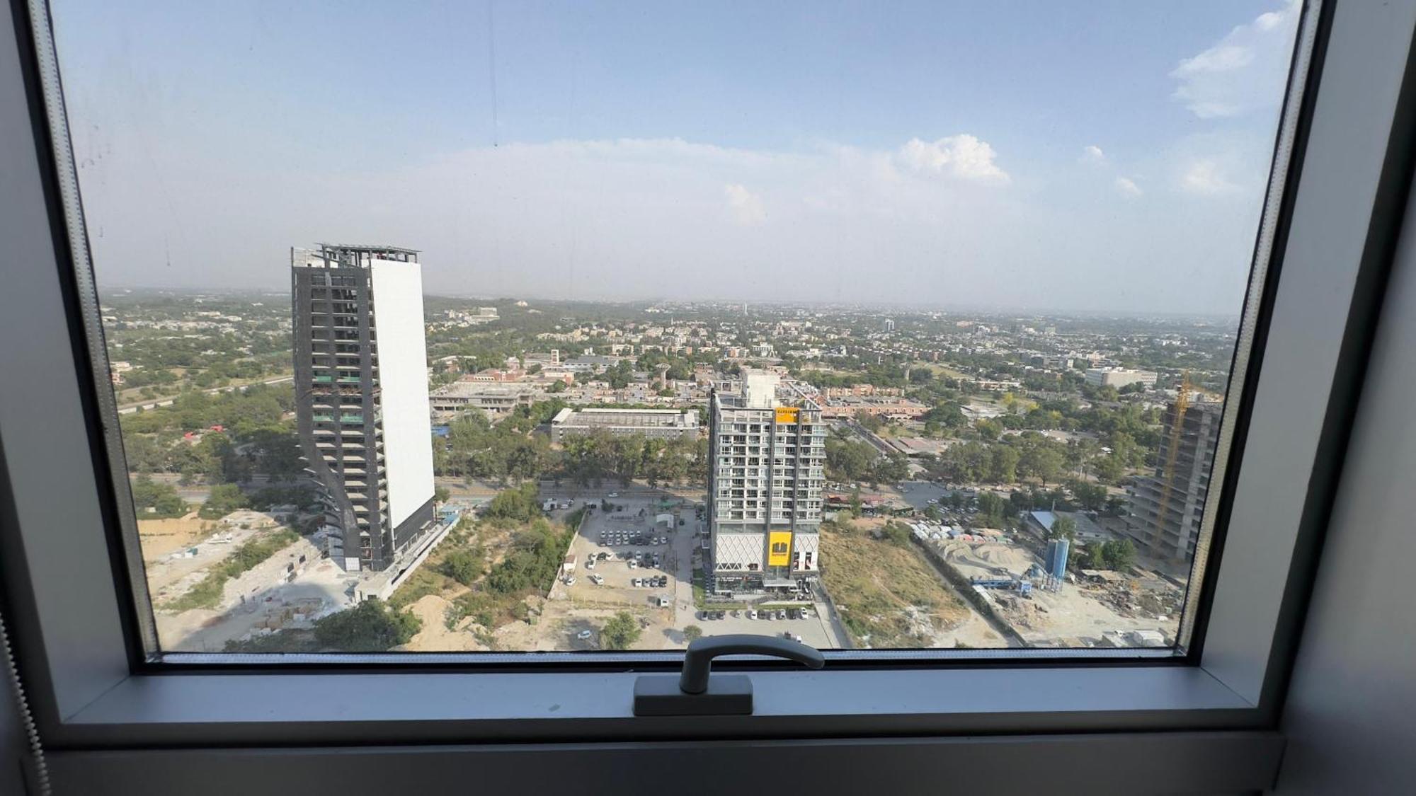 Centaurus Apartments Iszlámábád Kültér fotó